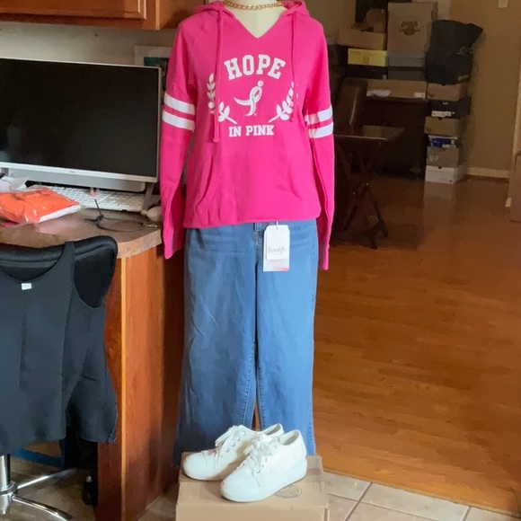 A Beautiful Soul 25” High Rise Crop Jeans in Size 10, NWT - Picture 2 of 16